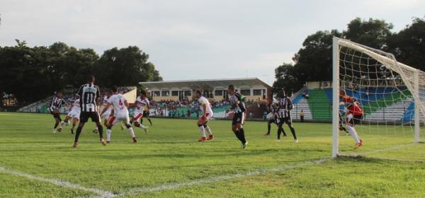 River-PI x Cori-Sabb&aacute; pela quinta rodada do Campeonato Piauiense.(Imagem:Abdias Bideh/GloboEsporte.com)