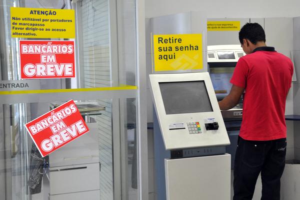 Funcionários bancários cogitam uma possível greve bancária para 30 de setembro
