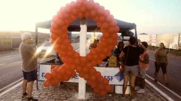 Sa&uacute;de realiza a&ccedil;&atilde;o de combate &agrave; AIDS em Floriano.(Imagem:FlorianoNews)
