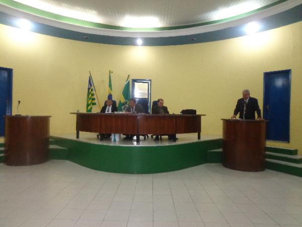 Na Tribuna, Vereador Jos&eacute; Le&atilde;o (PSD).(Imagem:FlorianoNews)