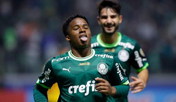 Palmeiras bate Barcelona e avança para oitavas da Libertadores