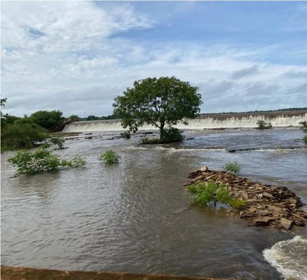 Com chuvas intensas no Piauí, quatro barragens já começam a sangrar