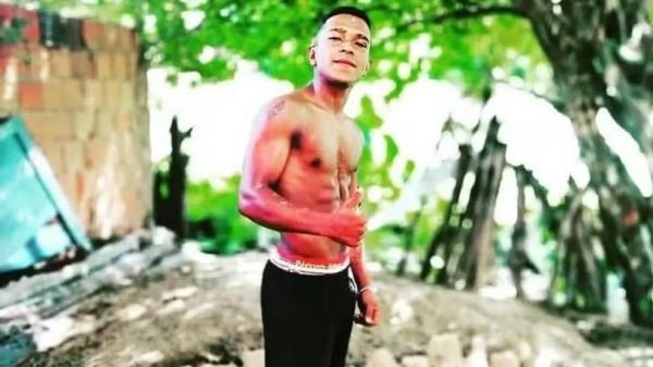 Jovem morre ao ser esfaqueado durante discussão por caixa de som no Piauí; adolescente é apreendido