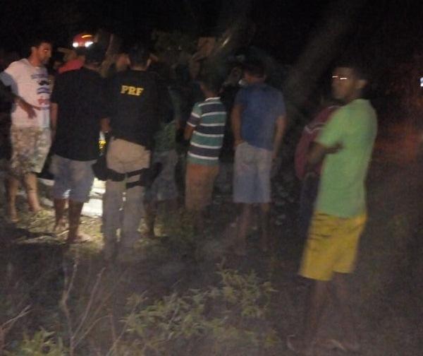 Caminhão tomba e deixa motorista sem vida na zona rural de Barão de Grajaú.(Imagem:Reprodução/Whats App)
