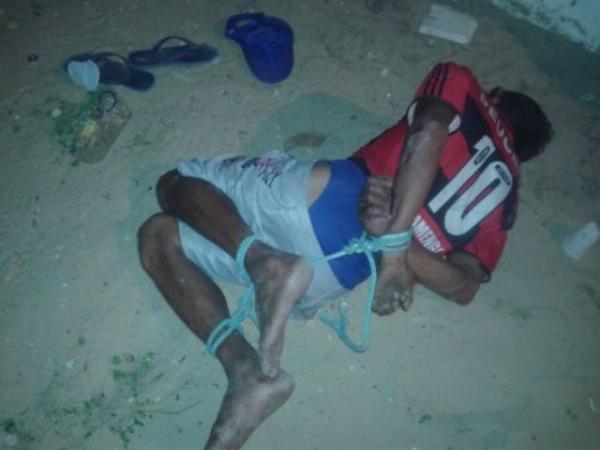 Homem é preso após ser amarrado por moradores em Luís Correia