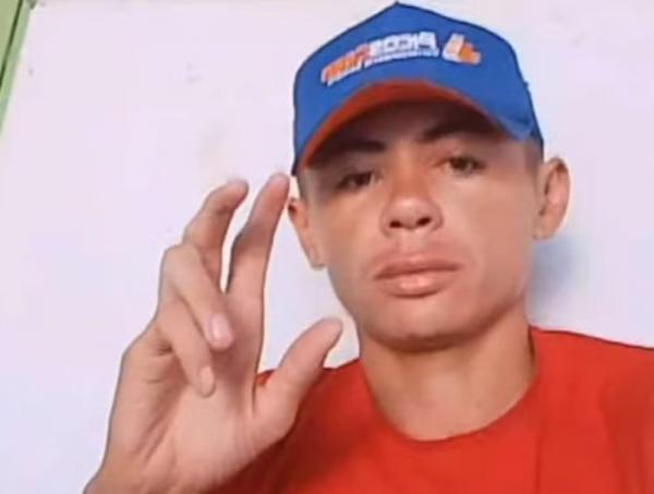 Jovem é encontrado morto com golpes de faca em Aroeiras do Itaim