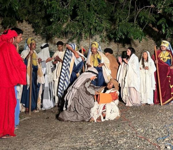 Produtores ajustam últimos detalhes para Paixão de Cristo em Floriano
