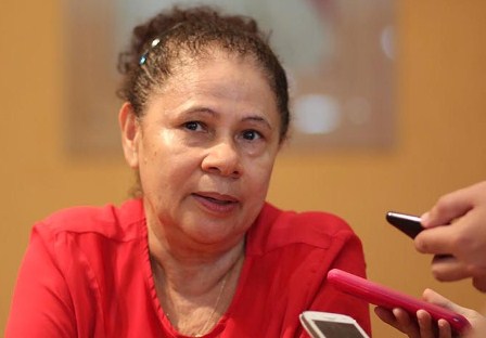 PT mantém indicação de Regina mesmo com critério de um partido por vaga