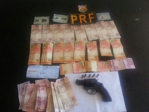 Militar preso suspeito de extorsão pode ser expulso da polícia no Piauí