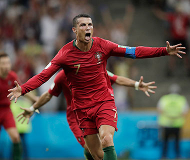 Cristiano Ronaldo deixa o Real e confirma acerto com novo clube