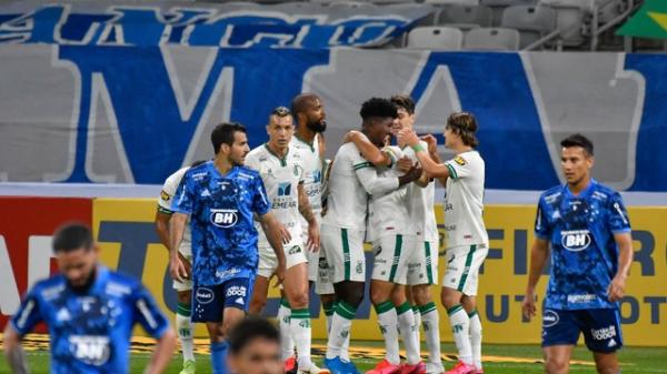 América-MG vence clássico, chega ao G-4 e deixa Cruzeiro mais perto do Z-4