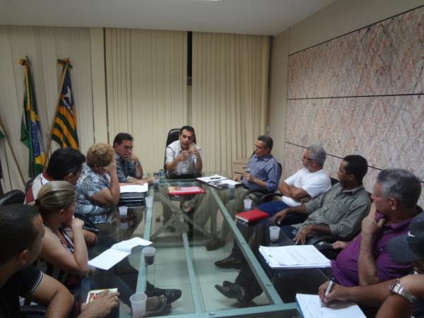 Reuni&atilde;o da COC define estrat&eacute;gias para o Carnaval Campe&atilde;o 2014.(Imagem:FlorianoNews)