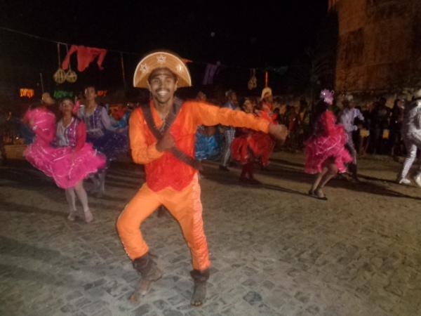 Casais encontristas da Par&oacute;quia S&atilde;o Jos&eacute; Oper&aacute;rio promovem festival junino.(Imagem:FlorianoNews)