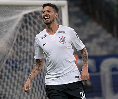 Corinthians vence Cruzeiro em amistoso na pausa para a Copa