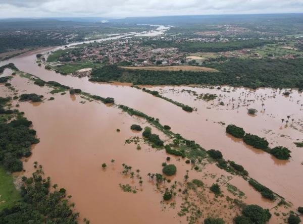  Cidade de Uru&ccedil;u&iacute;, Sul do Piau&iacute;, ap&oacute;s Rio Parna&iacute;ba transbordar.(Imagem:Arquivo pessoal/Neto Fotografia )