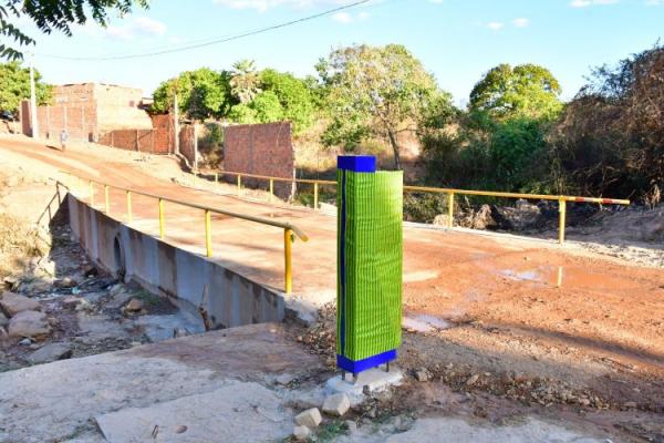Prefeitura de Floriano entrega passagem molhada que d&aacute; acesso a localidade Bom Jardim(Imagem:Secom)