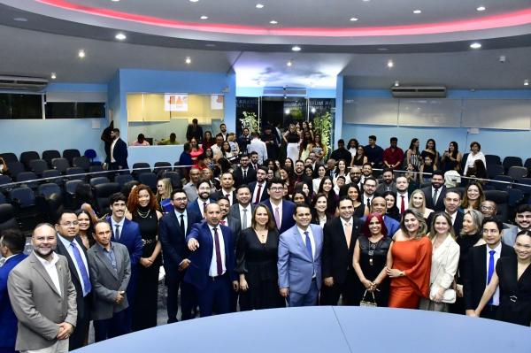 Poder Legislativo de Floriano homenageia Dia da Advocacia com sessão solene(Imagem:CMF)