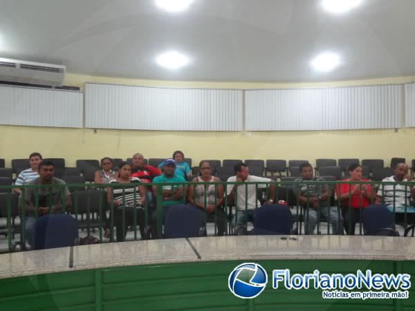 Audi&ecirc;ncia com os donos de clubes de Floriano.(Imagem:FlorianoNews)