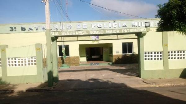 Mulher é vítima de assalto no bairro Princesa do Sul