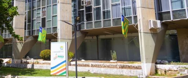 Governo do Piauí define banca organizadora do concurso público unificado para órgãos do Estado