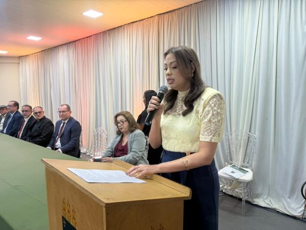Coordenadora do curso de Medicina do CAFS, F&aacute;tima Sousa.(Imagem:Divulga&ccedil;&atilde;o)