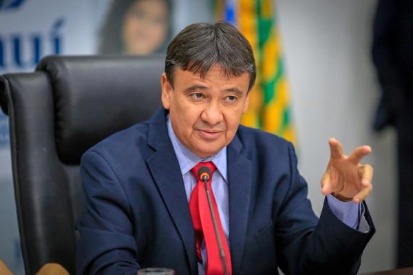 Governo publicará decreto restringindo horário de funcionamento de setores