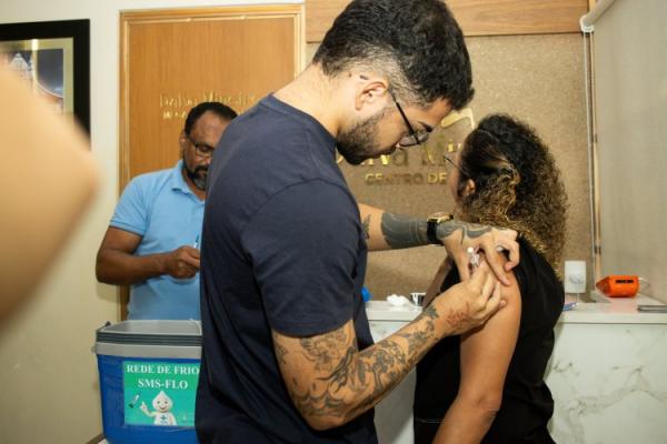 Secretaria Municipal de Saúde leva ação de prevenção às hepatites virais aos salões de beleza de Flo(Imagem:Secom )