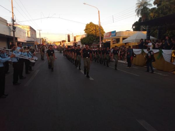  Floriano celebra 197 anos da Independ&ecirc;ncia do Brasil com Desfile C&iacute;vico de 7 de Setembro(Imagem:FlorianoNews)