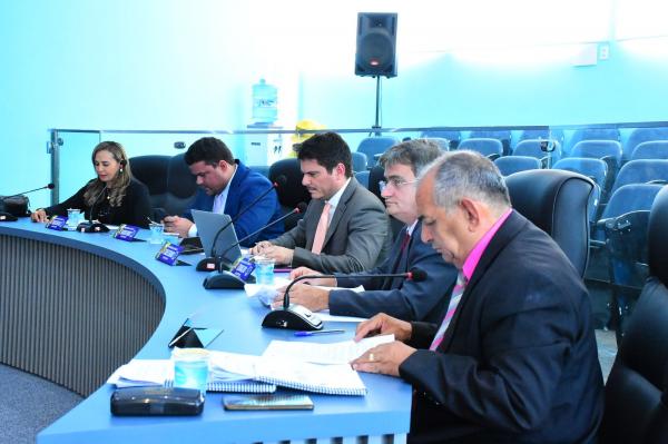 Vereadores de Floriano realizam duas sessões na abertura da última quinzena de outubro(Imagem:CMF)
