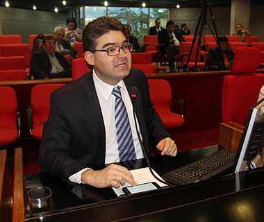 Com candidatura de Luciano Nunes, Firmino entra em encruzilhada