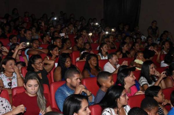 Escola Municipal realiza projeto de incentivo &agrave; leitura e lota o Teatro Maria Bonita.(Imagem:SECOM)