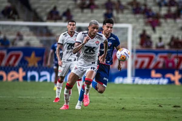 Janderson em Fortaleza x Vit&oacute;ria(Imagem:Victor Ferreira / EC Vit&oacute;ria)