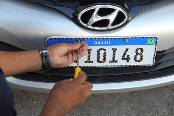 Padrão Mercosul para placas de veículos será obrigatório a partir desta sexta