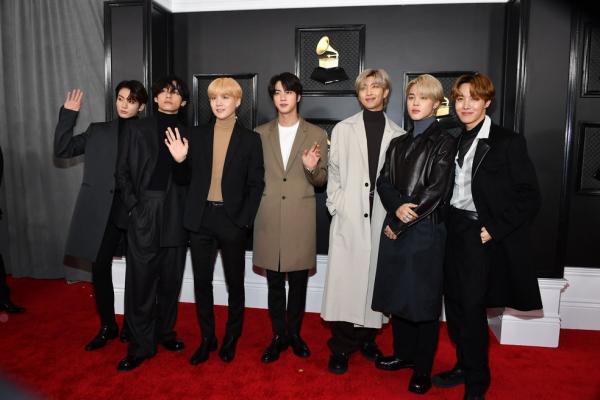 BTS lan&ccedil;a 