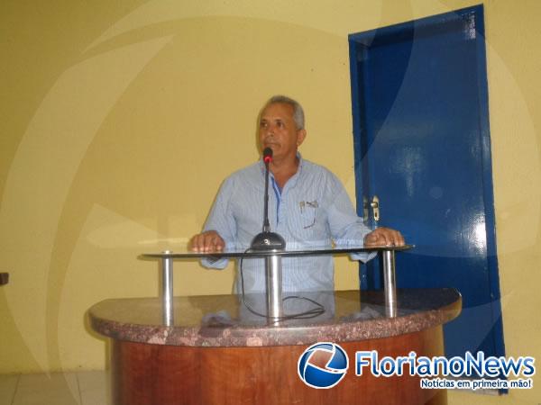 C&acirc;mara de Floriano realizou Sess&atilde;o Ordin&aacute;ria para Vota&ccedil;&atilde;o de Projetos e apresenta&ccedil;&atilde;o de Requerimentos.(Imagem:FlorianoNews)