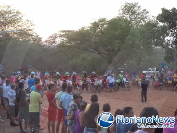 Adrenalina e muita emo&ccedil;&atilde;o na 7&ordf; etapa de Motocross em Francisco Aires(Imagem:FlorianoNews)