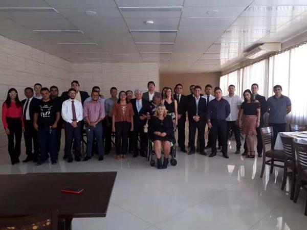 Pré-candidato a presidência da OAB-PI reúne operadores do Direito em Floriano