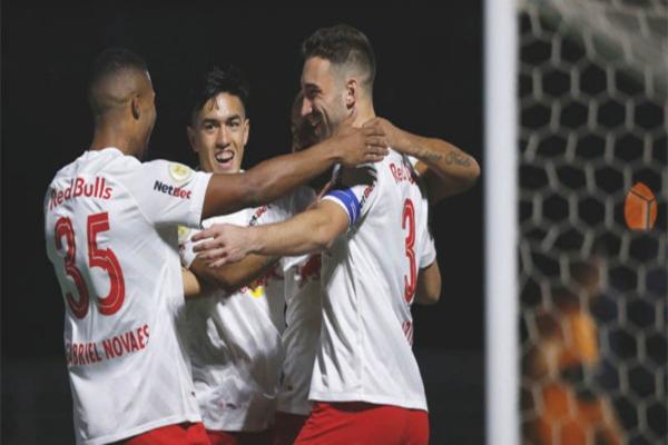 Bragantino vence Fortaleza, encerra jejum de vitórias e volta ao G-4