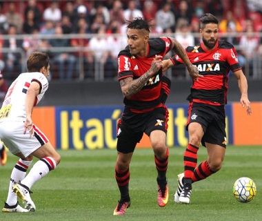 Flamengo e São Paulo na disputa pela liderança no Brasileiro
