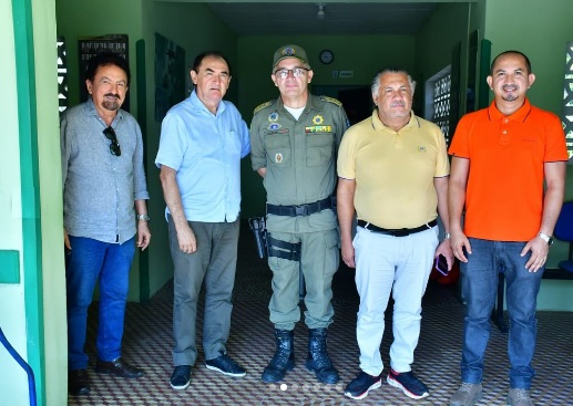 Parceria entre Prefeitura e Polícia Militar garante alegria e segurança no Carnaval de Floriano
