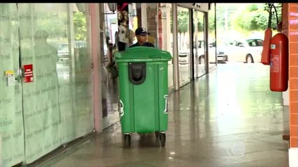 Empresas que produzem mais de 60 kg de lixo pagarão pelo recolhimento
