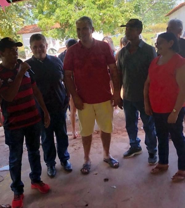 Maur&iacute;cio Bezerra recebe a visita do deputado estadual F&aacute;bio Xavier(Imagem:Reprodu&ccedil;&atilde;o)