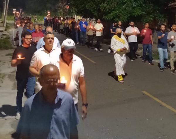 Prociss&atilde;o do Fogar&eacute;u emociona fi&eacute;is em Floriano com encena&ccedil;&atilde;o da pris&atilde;o de Jesus(Imagem:Pascom )