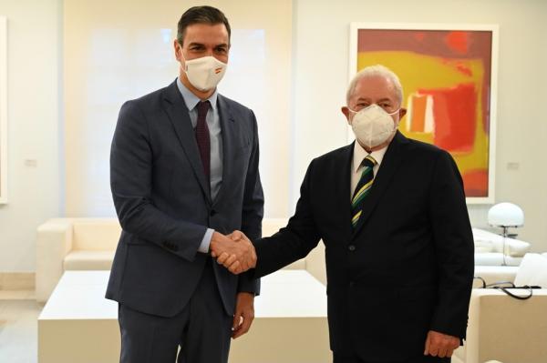 Lula se reúne com premiê da Espanha no Palácio da Moncloa