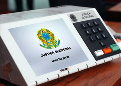 Urnas eletrônicas já estão nas zonas eleitorais do Piauí, afirma TRE