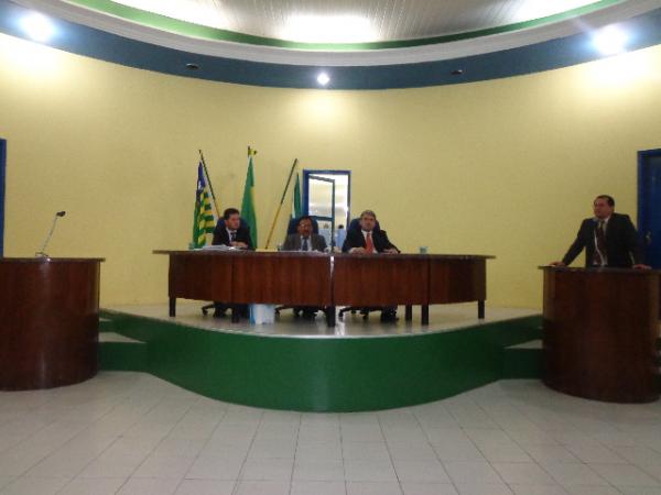 Câmara Municipal de Floriano encerra Sessões da primeira quinzena do mês de setembro