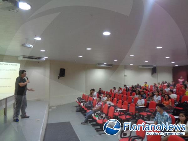 Realizado I Encontro de Pol&iacute;ticas P&uacute;blicas de Juventude em Floriano.(Imagem:FlorianoNews)