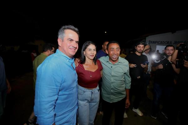 Joel e Ciro apresentam propostas em evento com multidão na zona Norte de Teresina(Imagem:Ascom)