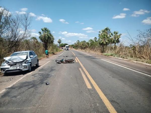 Homem morre em grave acidente envolvendo 4 veículos na BR-343 em Altos, norte do Piauí
