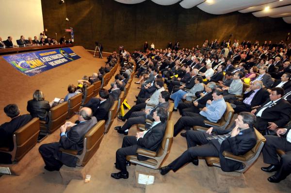 Reuni&atilde;o do Executivo, Legislativo e Judici&aacute;rio, em Bras&iacute;lia.(Imagem:Da Internet - Google)